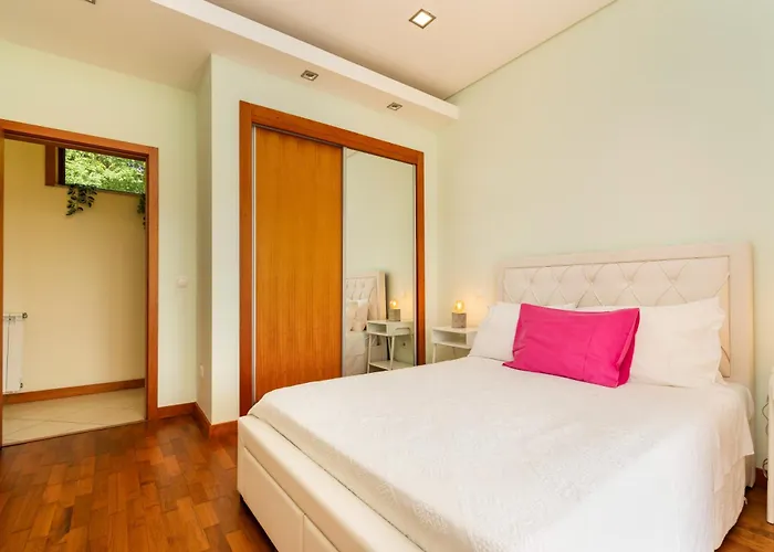 Casa Dos Alloques Паредиш-ди-Кора