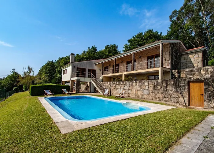 Casa Dos Alloques Paredes de Coura