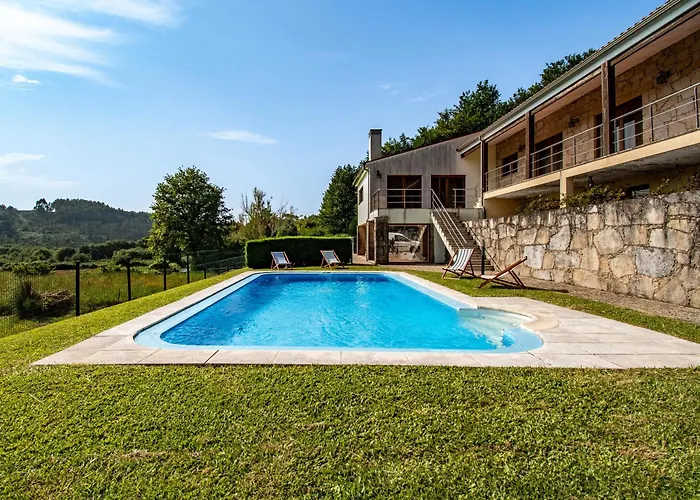 Casa Dos Alloques Ferienhaus Paredes de Coura